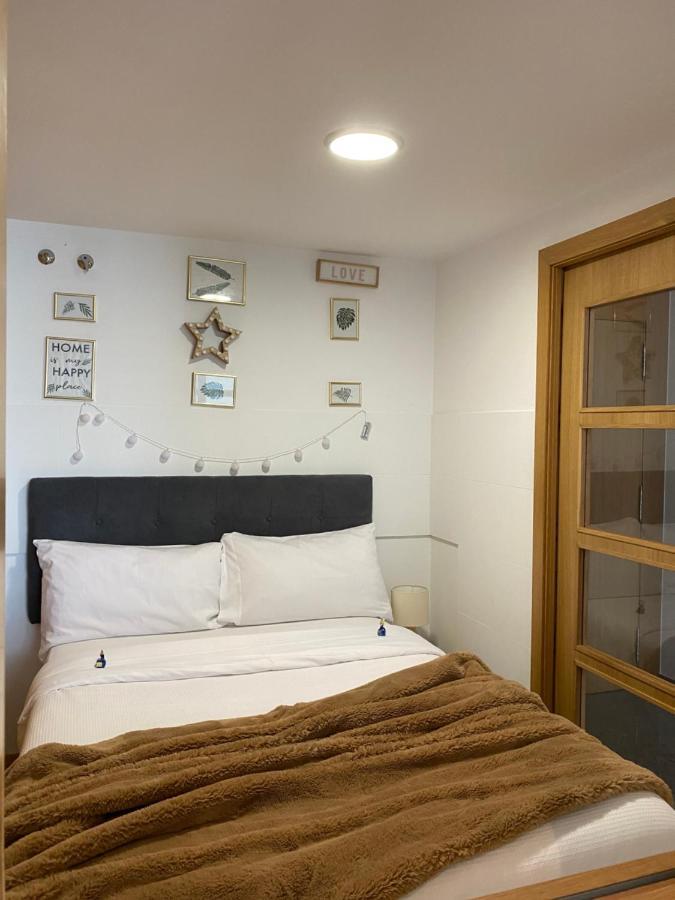 Apartamento Con Piscina Lägenhet Vigo Exteriör bild